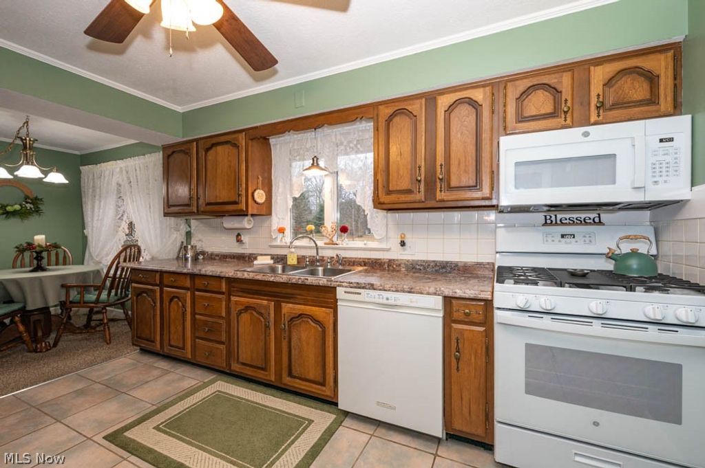 Photo of 1534 Fernwood Boulevard, Alliance, OH 44601 (MLS # 5188272)