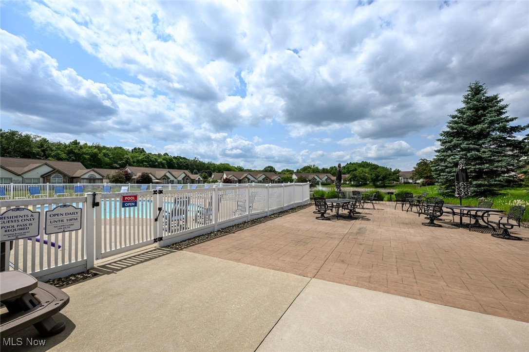 Crossings/Northwest Condo Ph I - Residential