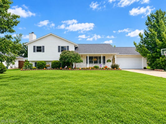 442 BERRY RIDGE DR, AMHERST, OH 44001 - Image 762b36477b5f2aed913a7b5dbf5d044b/935680430