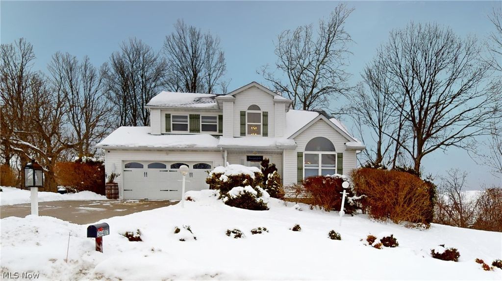 Photo of 26487 Buckthorn Road, Oakwood Village, OH 44146 (MLS # 5185553)