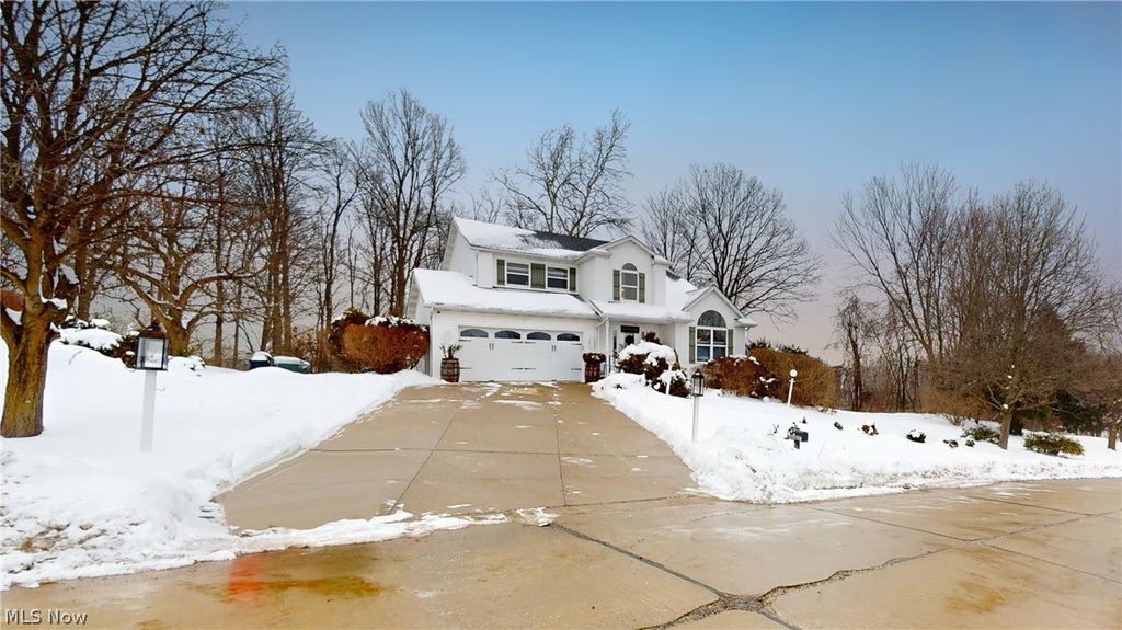 Photo of 26487 Buckthorn Road, Oakwood Village, OH 44146 (MLS # 5185553)