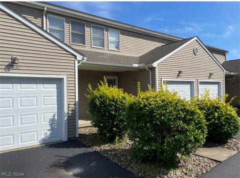 Condo For Sale - 3634 Mercedes Place<br/> Canfield, OH 44406