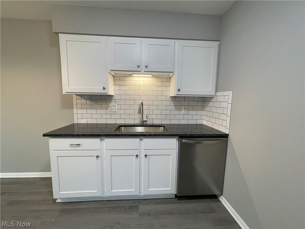 Big Turtle Condo 4 - Residential