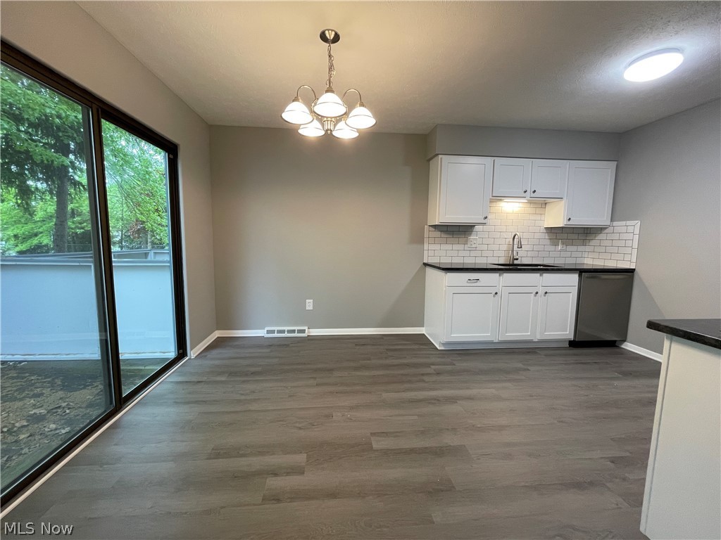 Big Turtle Condo 4 - Residential