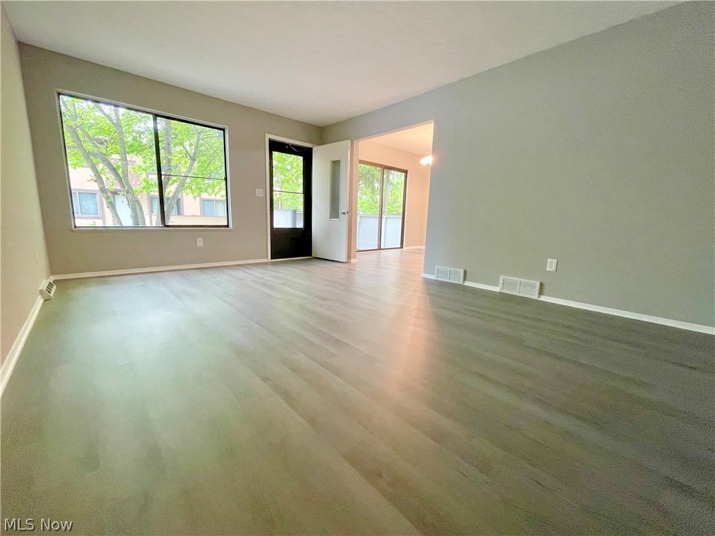 Big Turtle Condo 4 - Residential