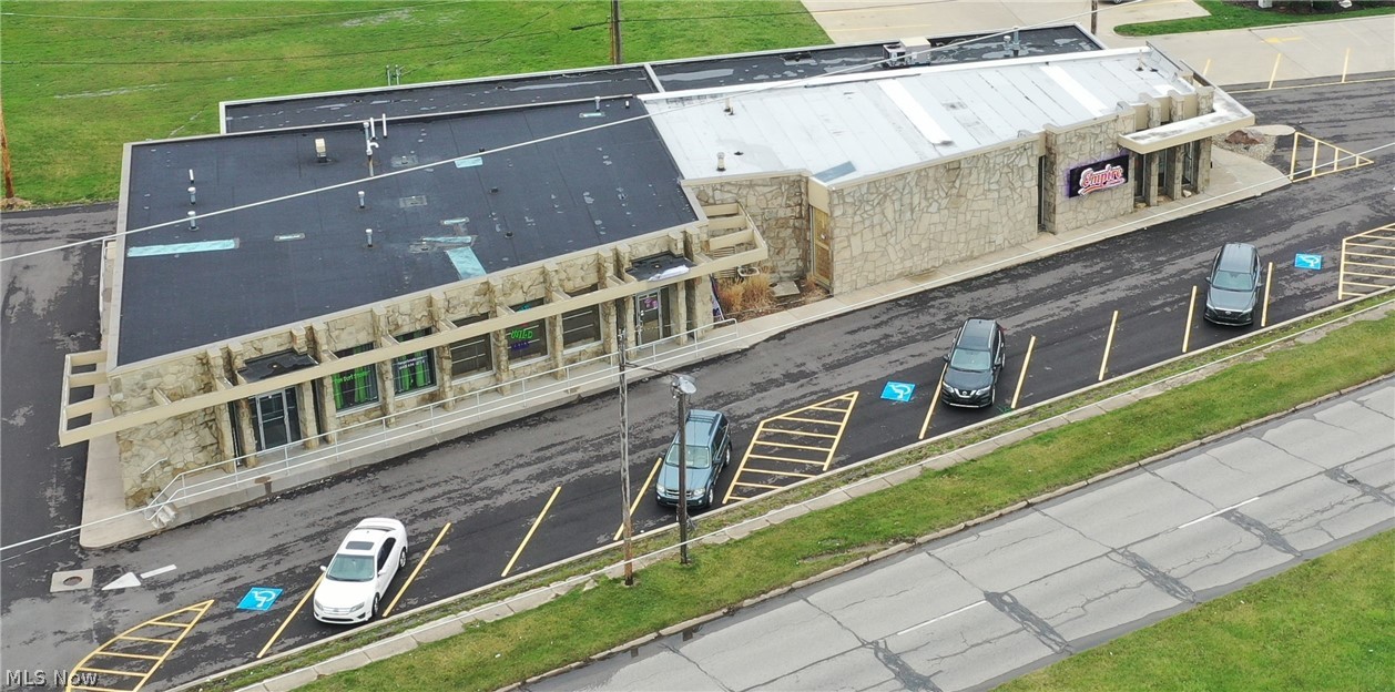 Black River - Commercial Sale