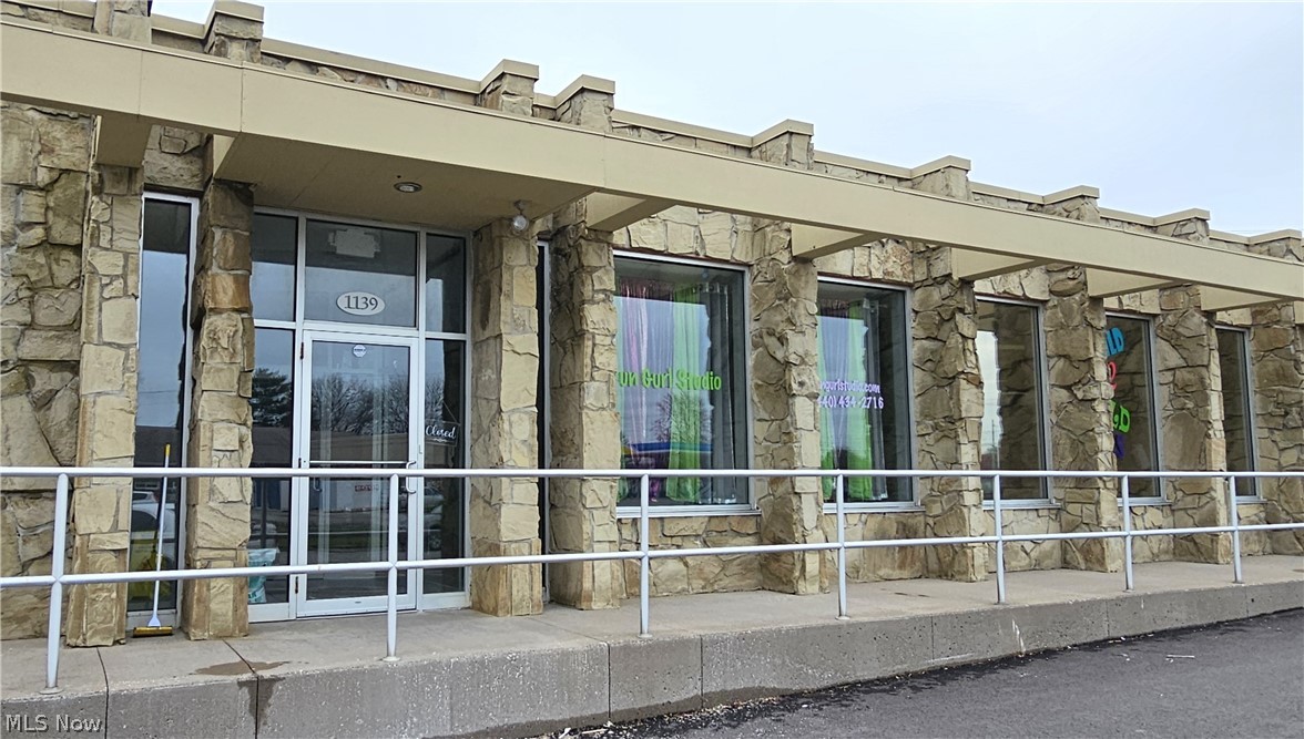 Black River - Commercial Sale