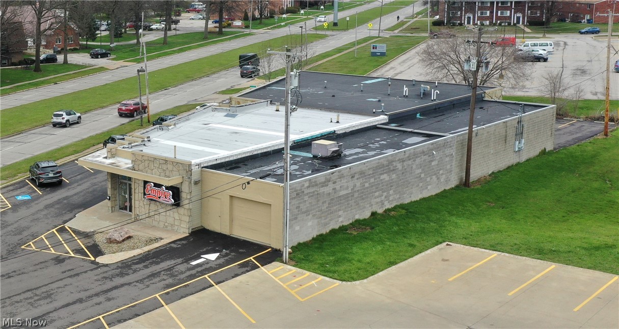 Black River - Commercial Sale