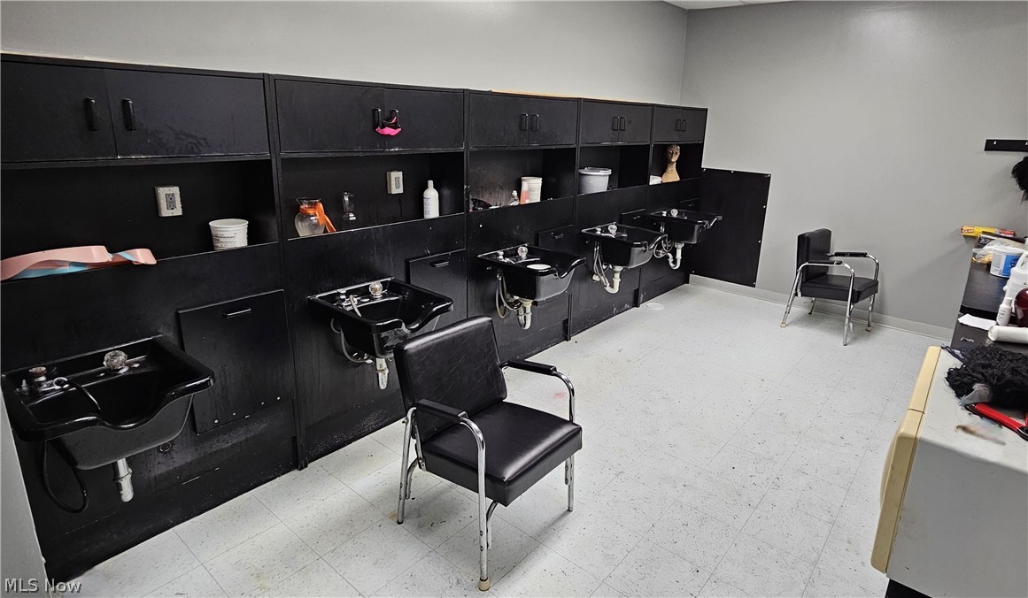 Black River - Commercial Sale