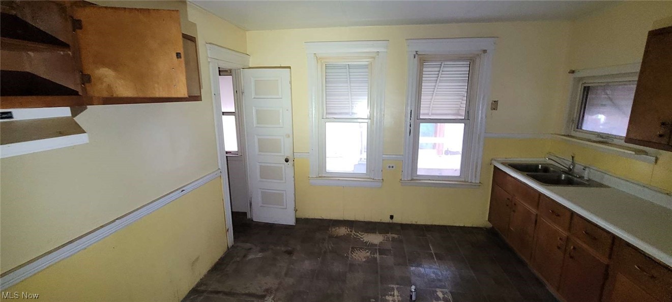 Henry E Johnsons - Residential