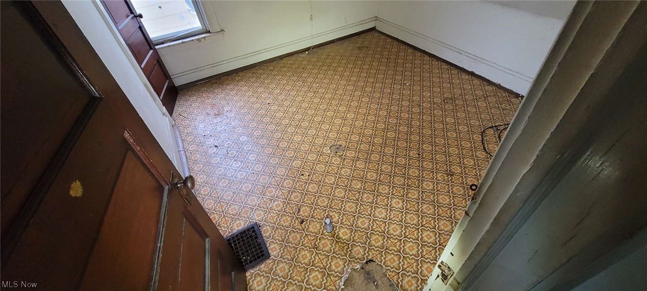 Henry E Johnsons - Residential