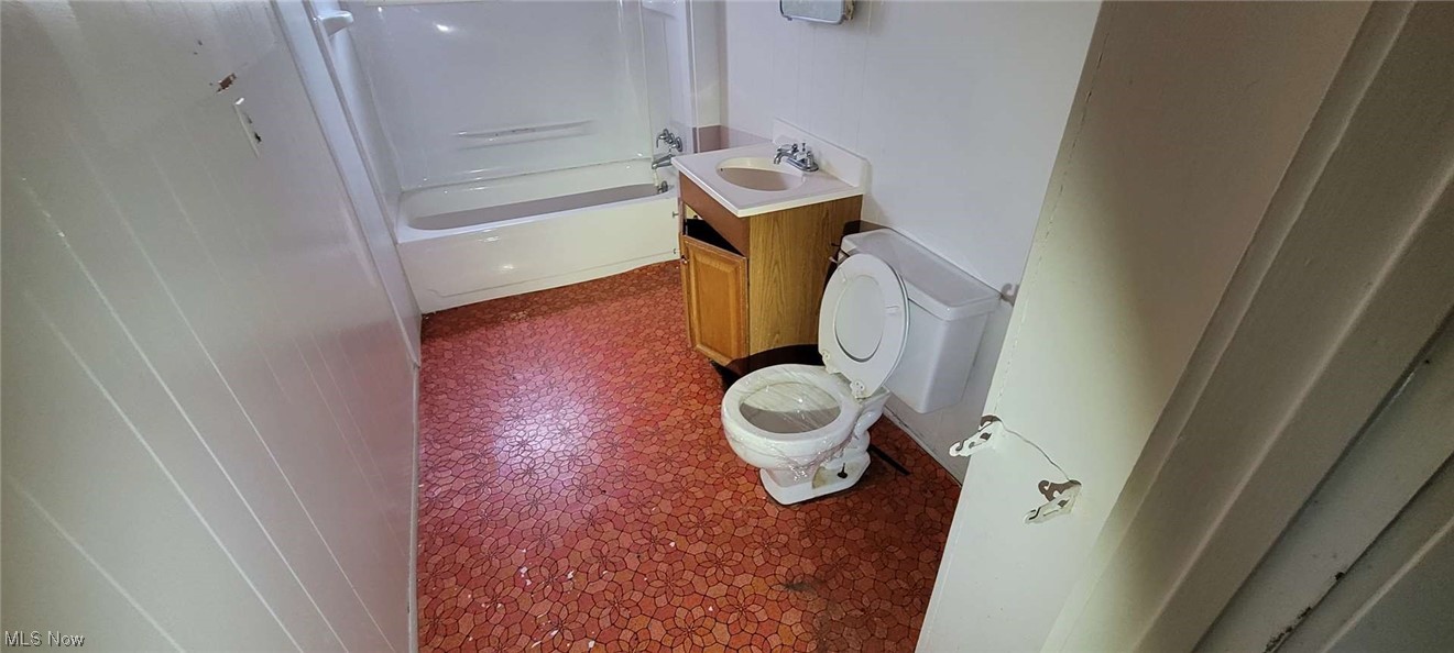 Henry E Johnsons - Residential