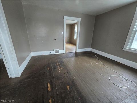 Tiny photo for 15831 Trafalgar Avenue, Cleveland, OH 44110 (MLS # 5188178)