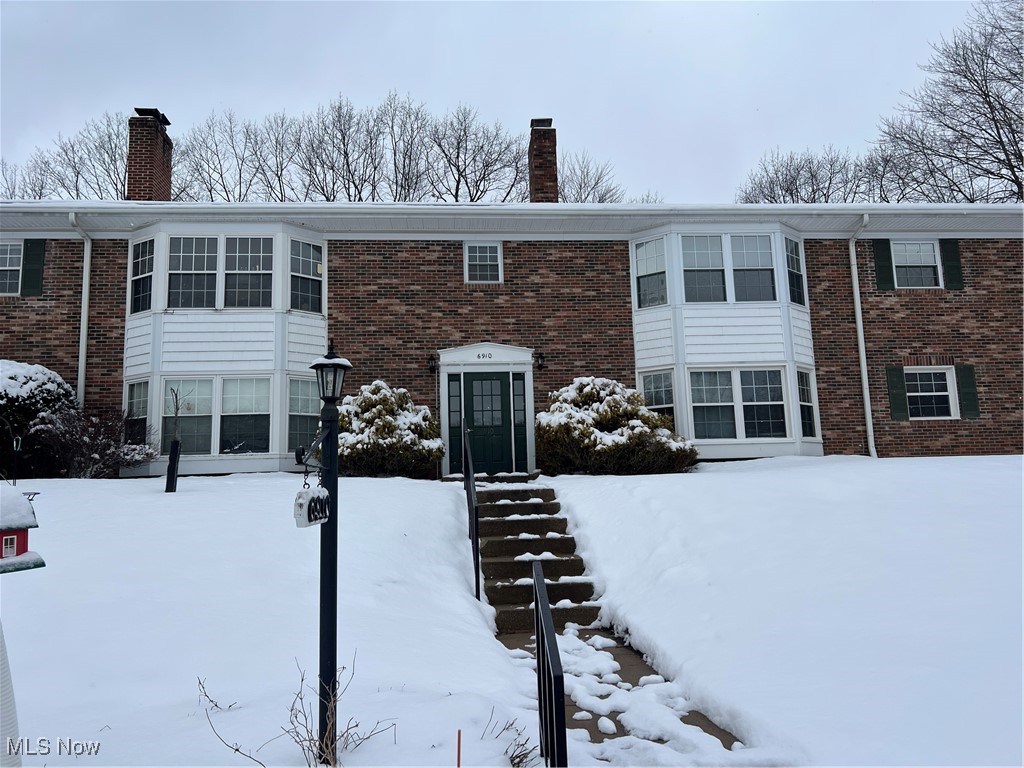 Carriage Hill Condos - Residential