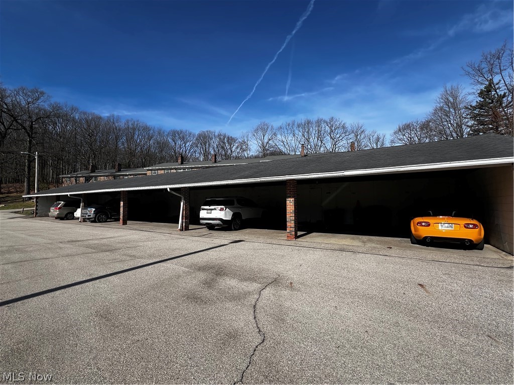 Carriage Hill Condos - Residential