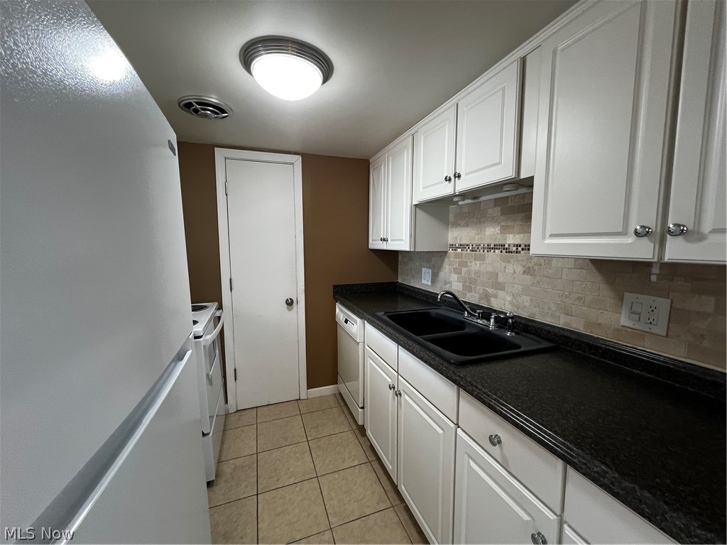 Carriage Hill Condos - Residential