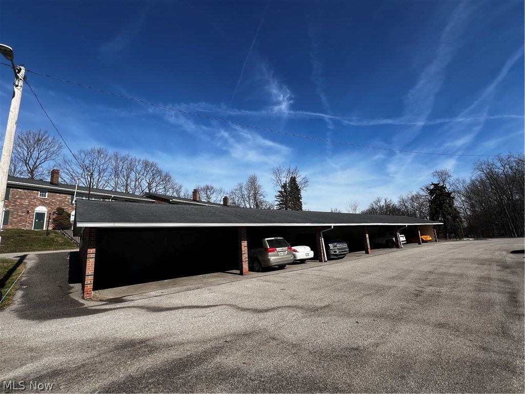 Carriage Hill Condos - Residential