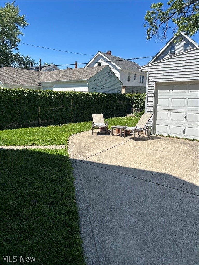 Lakewood Realty - Residential Income
