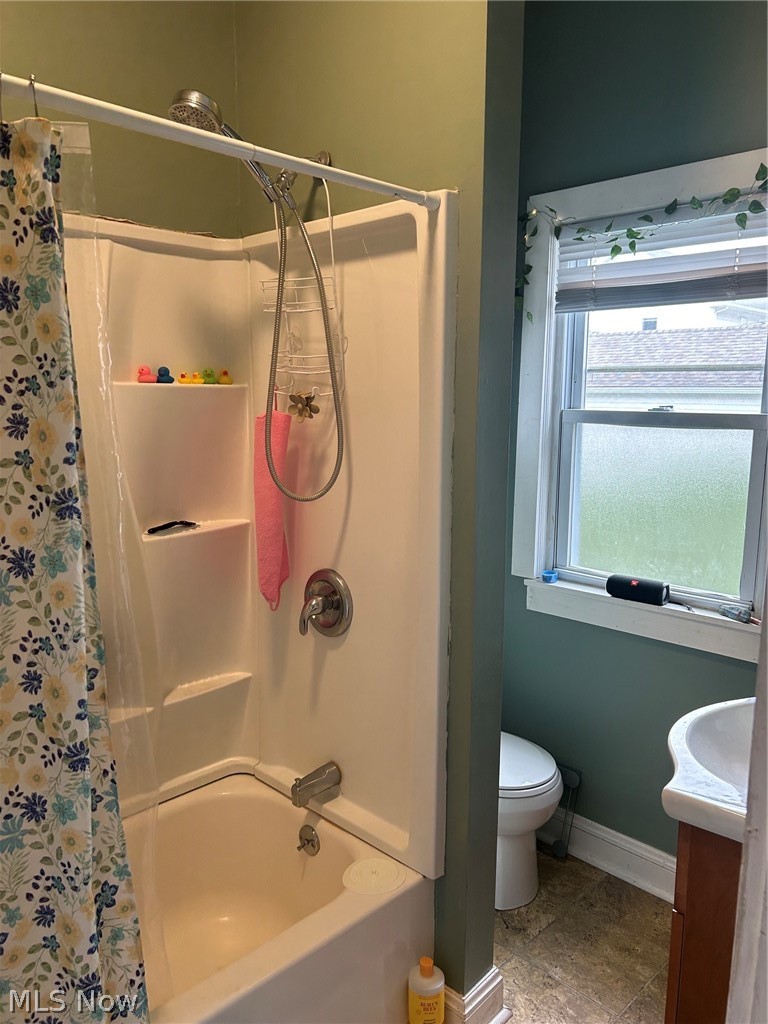 Lakewood Realty - Residential Income