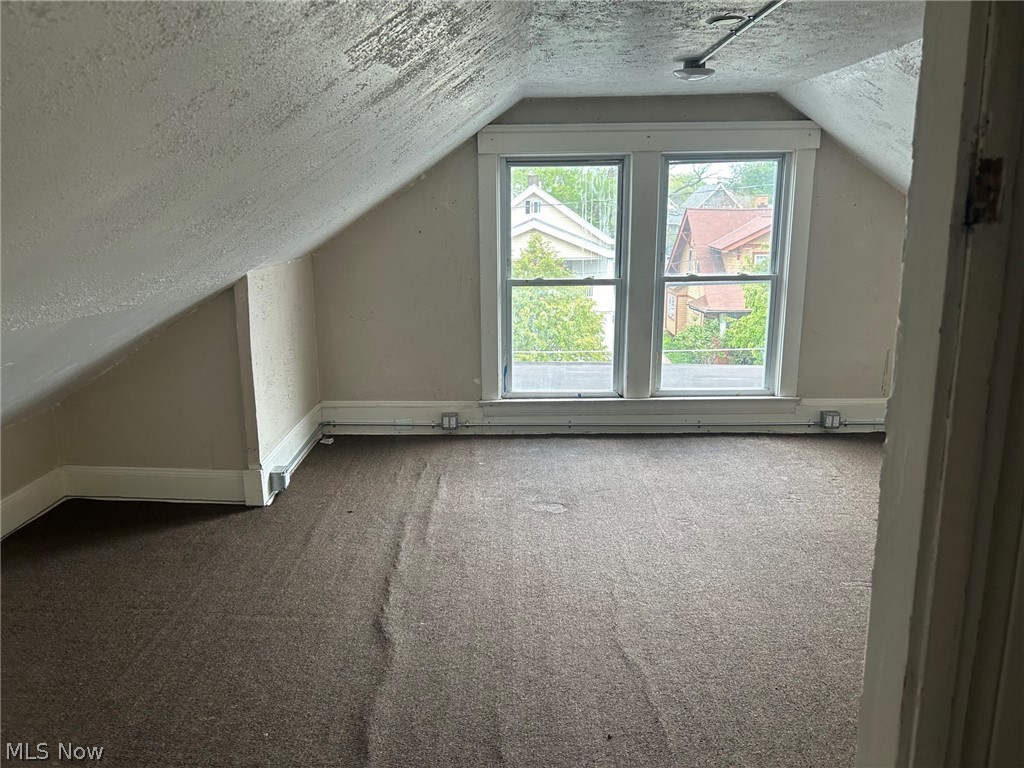 Lakewood Realty - Residential Income