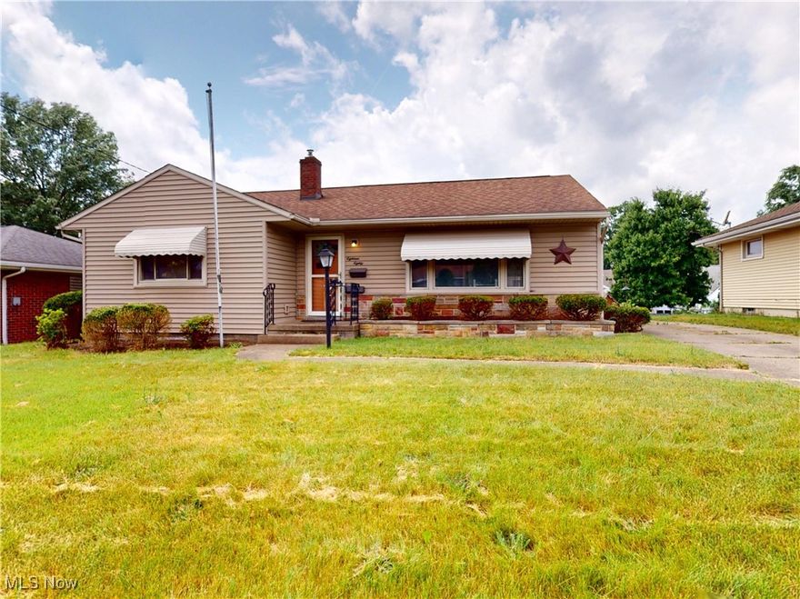 Welcome home to single story living! Absolutely darling, impeccably maintained 3 bedroom ranch with finished basement and huge 3 car garage! Enjoy a gorgeous, fully-applianced kitchen and spacious dining nook! The super sized living room is perfect with tons of natural light! Plenty of storage throughout! Finished basement with wet bar, recreation room, second bathroom and bonus room! The bonus room would be perfect for a craft room, sewing room, exercise room, office, playroom or even converted to a fourth bedroom! 3 car garage is plumbed for heat and ideal for the car enthusiast or collector! Perfect location close to shopping, dining and with fast highway access! What are you waiting for? This beauty won't last long!