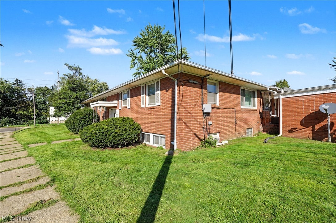 2006 Fulton Road NW