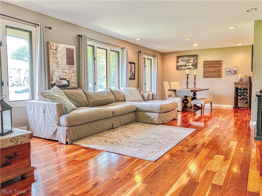 Highland Woods 01 - Residential