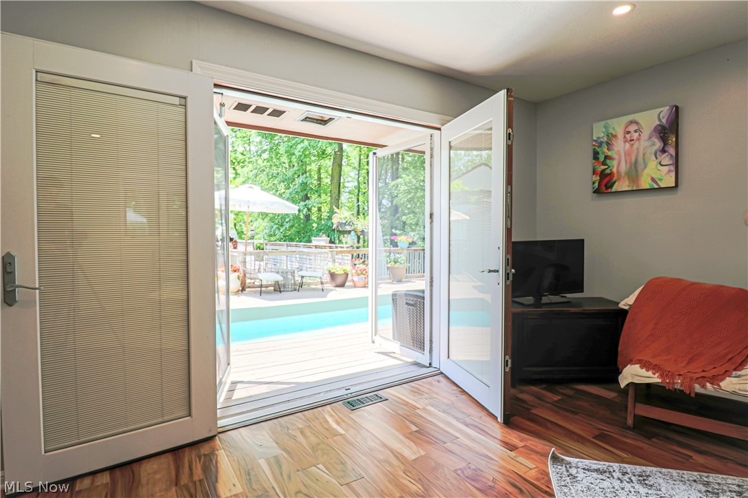 Highland Woods 01 - Residential