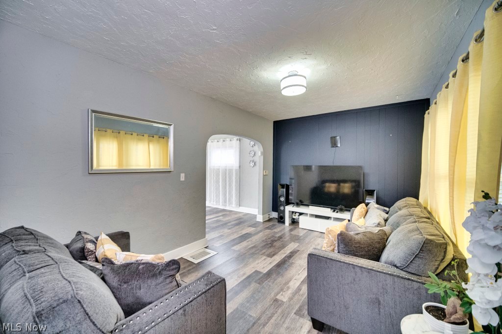 Denison Ave Allotment - Residential