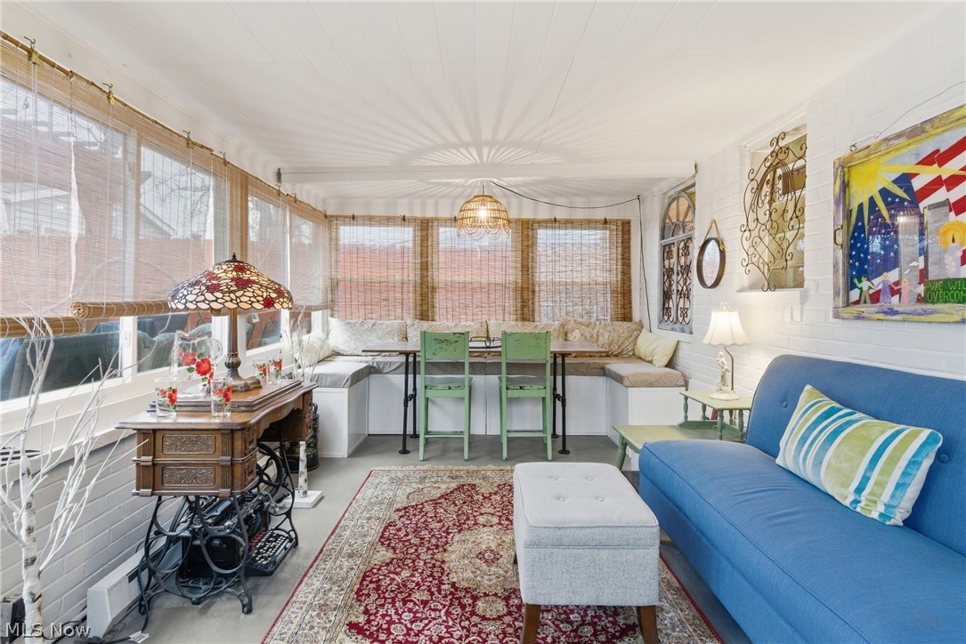 Elworthy-Helwick Companys Lyn - Residential