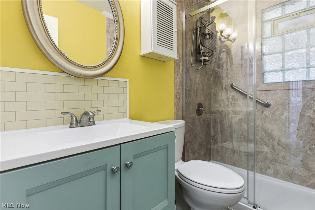 Elworthy-Helwick Companys Lyn - Residential