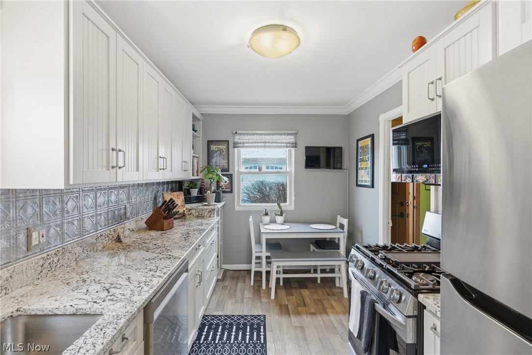 Elworthy-Helwick Companys Lyn - Residential