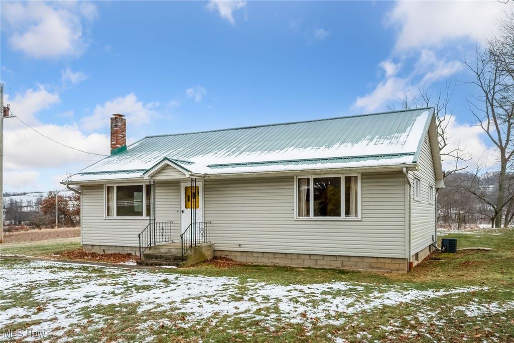 Photo of 26591 County Road 24, Coshocton, OH 43812 (MLS # 5176522)