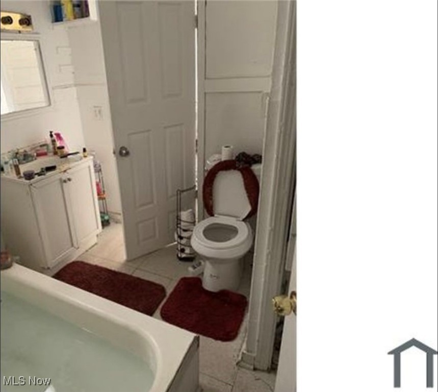 George W Whitneys Sub - Residential Income