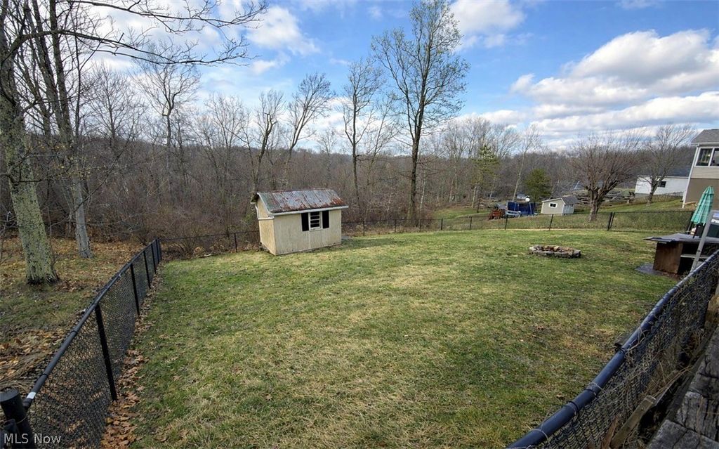 Photo of 721 Longvue Drive, Steubenville, OH 43953 (MLS # 5191394)
