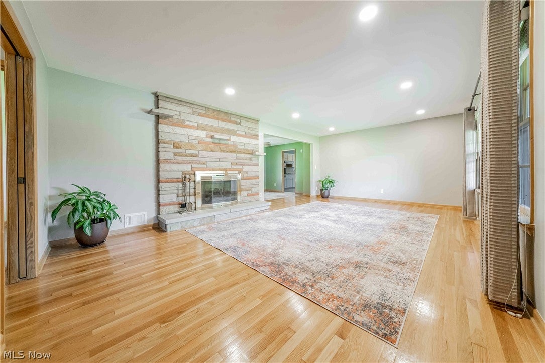 645 Strumbly Drive