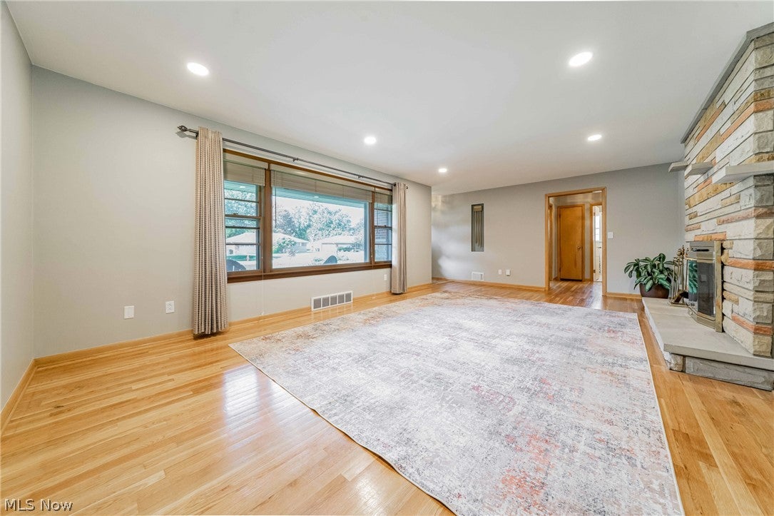 645 Strumbly Drive
