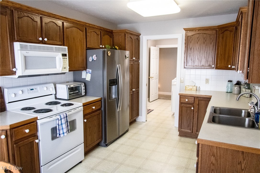 Lake Hollow Condo - Residential