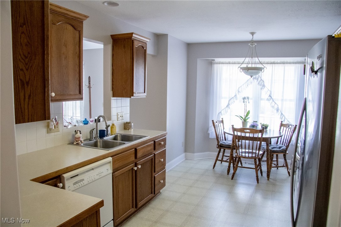 Lake Hollow Condo - Residential