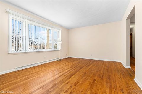 Tiny photo for 2550 Eaver Street NW, Uniontown, OH 44685 (MLS # 5187575)