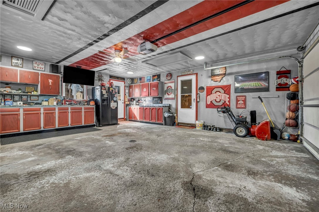35600 Grovewood Drive, Eastlake, Ohio image 35