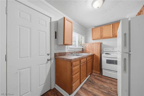 Tiny photo for 1116 Mcintosh Avenue, Akron, OH 44314 (MLS # 5239133)