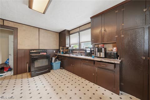 Tiny photo for 1116 Mcintosh Avenue, Akron, OH 44314 (MLS # 5239133)