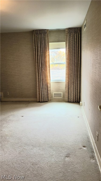 Carlton House Condo - Residential