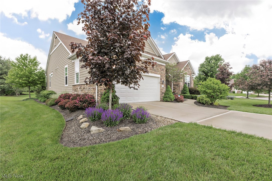 7246 Formby Drive, Solon, Ohio image 5