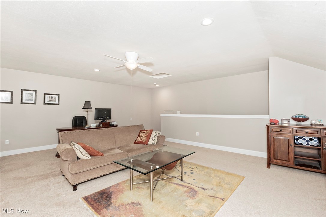 7246 Formby Drive, Solon, Ohio image 43