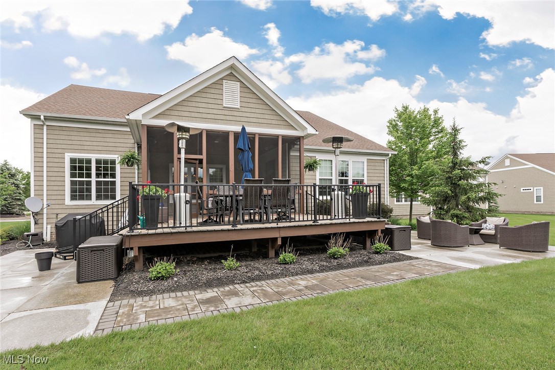 7246 Formby Drive, Solon, Ohio image 8