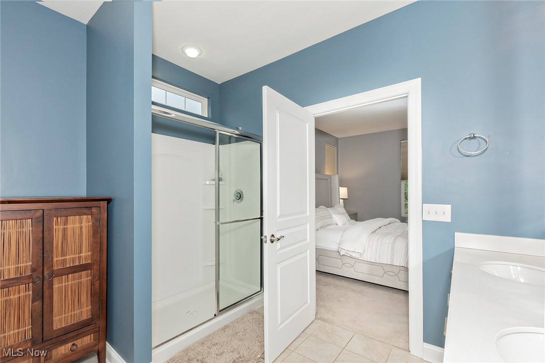 7246 Formby Drive, Solon, Ohio image 33