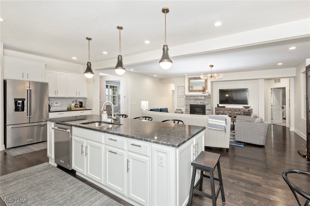 7246 Formby Drive, Solon, Ohio image 26