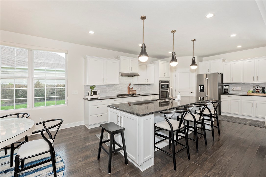 7246 Formby Drive, Solon, Ohio image 29